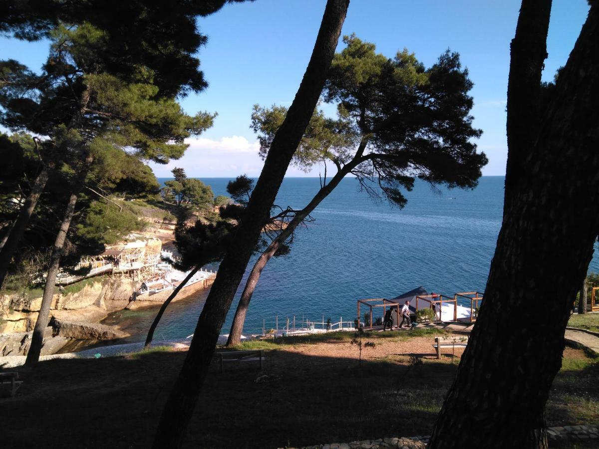 Villa Rossa อัตเจฮะห์ ภายนอก รูปภาพ