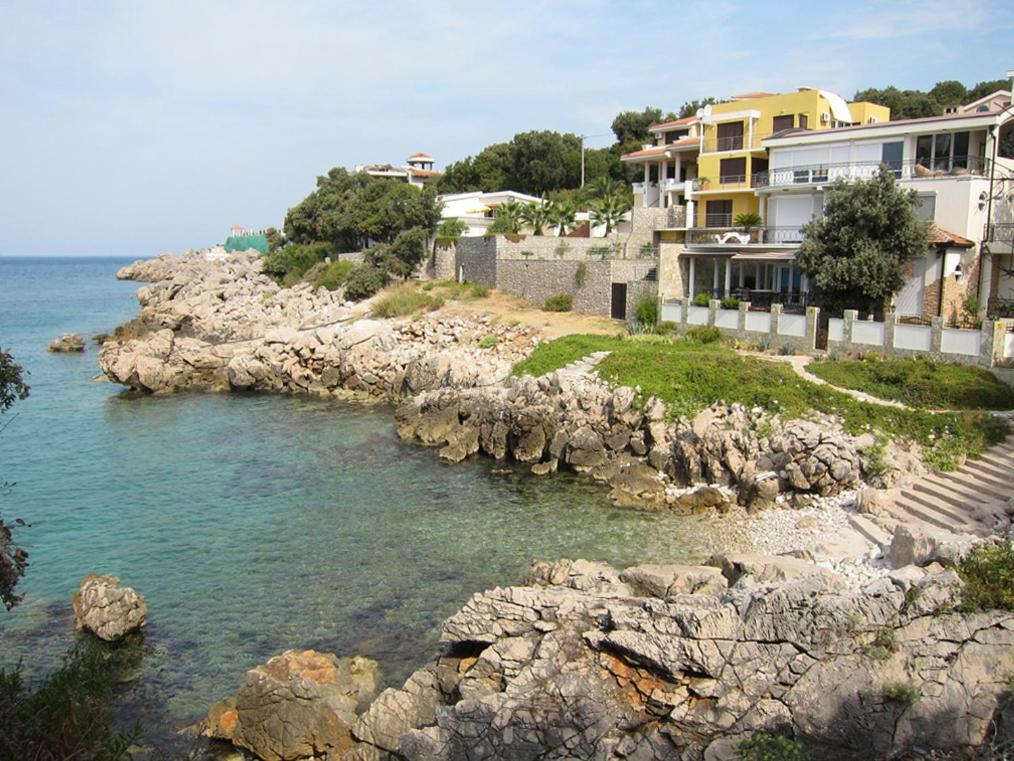 Villa Rossa อัตเจฮะห์ ภายนอก รูปภาพ